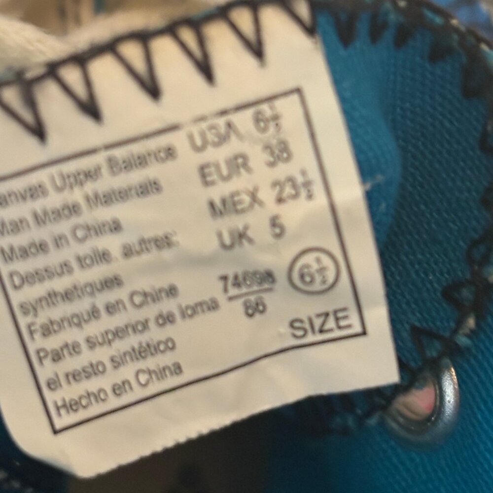 Women’s Floral Airwalk High-Top Sneakers – Size 6.5 - Picture 4 of 5